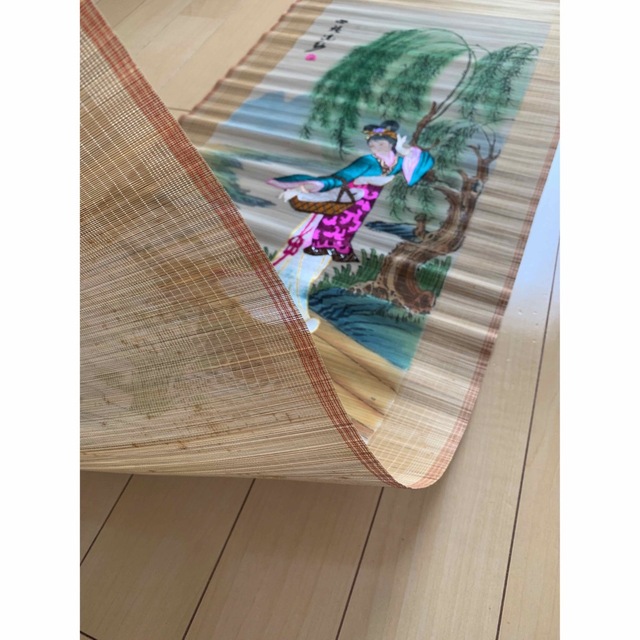 ②《西施浣紗》掛軸 中国美人画 骨董品 美術 中国掛け軸 刺繍の通販 by