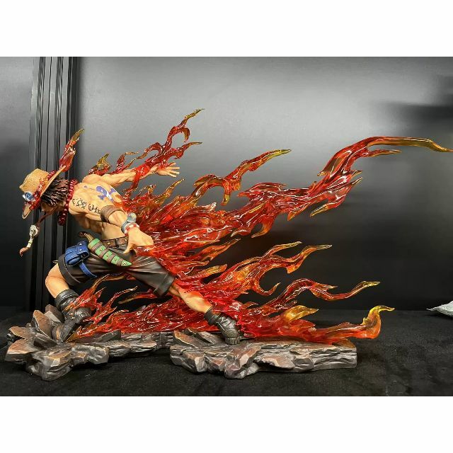 ワンピース 火拳のエース ポートガス・D・エース フィギュア ガレージ