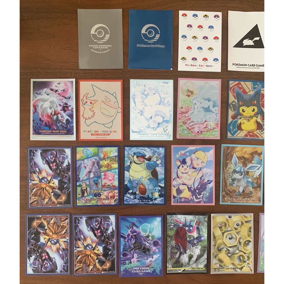 ポケモン - カードシールド(スリーブ) ポケモンカードの通販 by