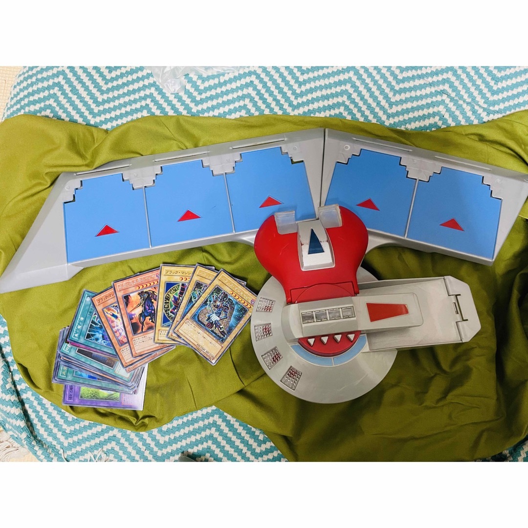 遊戯王 デュエルディスク 初代 カード付きの通販 by n's shop｜ラクマ