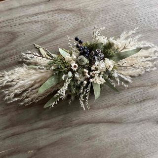 夏草と木の実のドライフラワー横長スワッグの通販 by のの's shop｜ラクマ