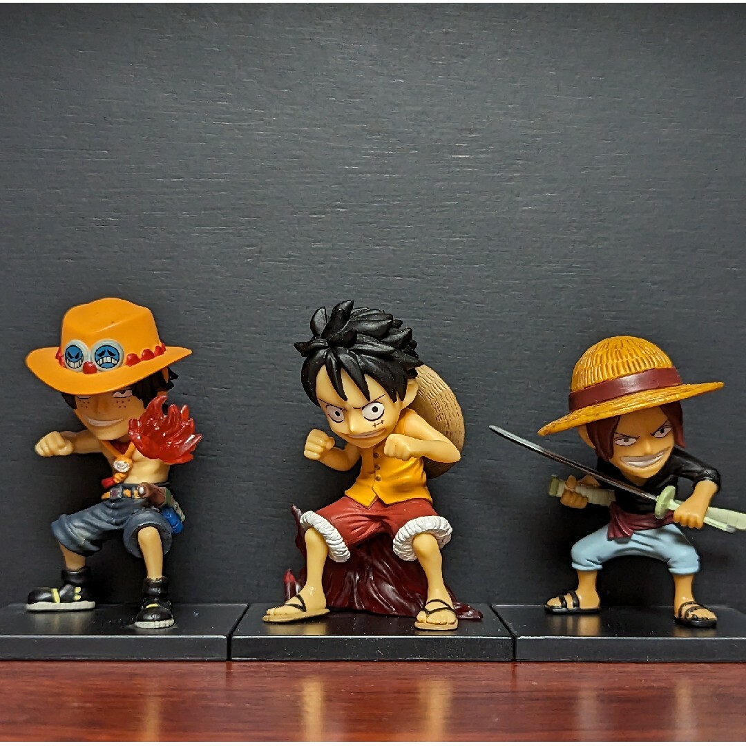 ONE PIECE - ワンピース エース ルフィ シャンクス3体セットの通販 by