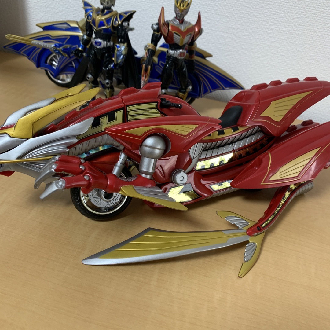 R&M】仮面ライダー龍騎 龍騎サバイブ&ナイトサバイブセットの通販 by