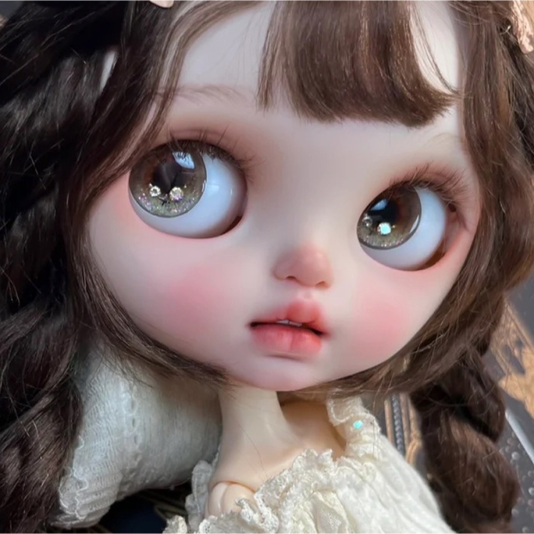 カスタムブライス 人形 キラキラ きれい かわいい 人気海外作家様 可憐