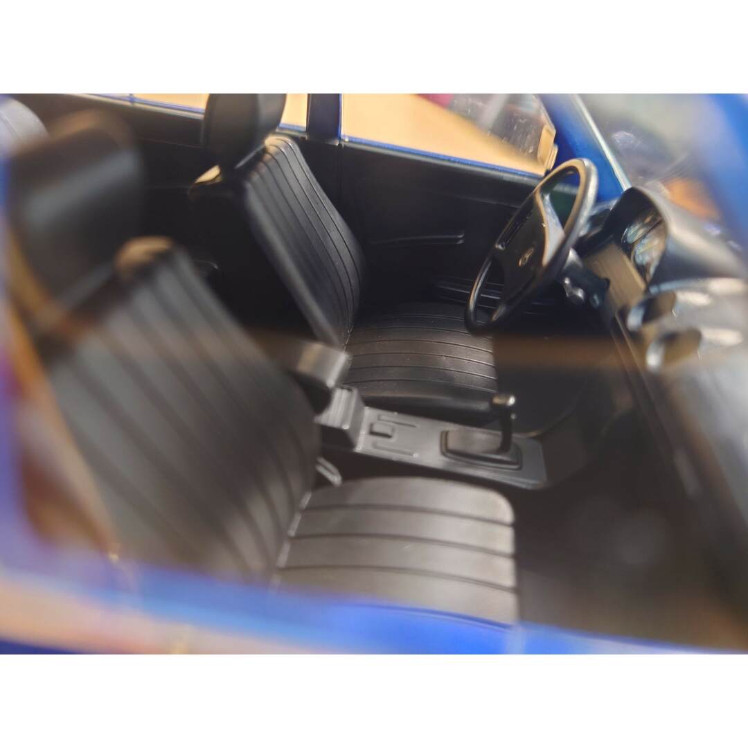 1/18 メルセデス S123 Tモデル 1978ダークブルー KKscale製の通販 by