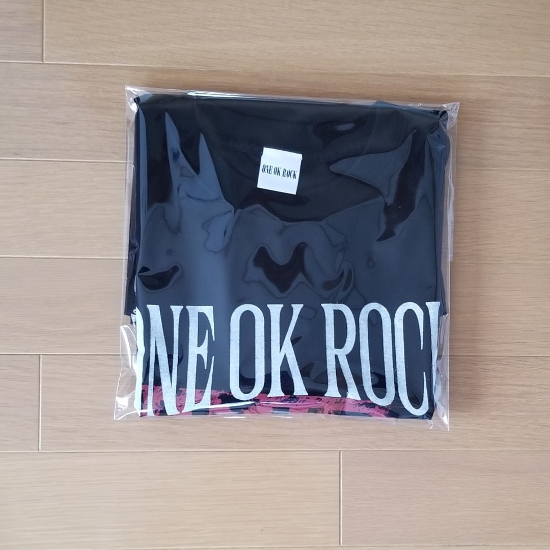 ONE OK ROCK - ONE OK ROCK LUXURY DISEASE Tシャツ Mサイズの通販 by