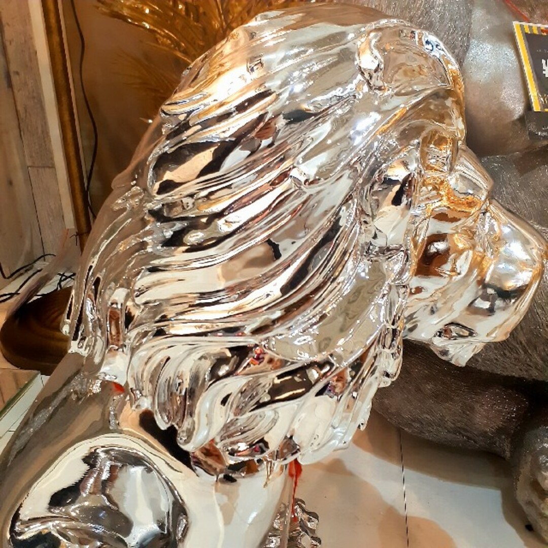 輸入雑貨 アニマルオブジェ シルバー 『百獣の王様ライオン』 置物