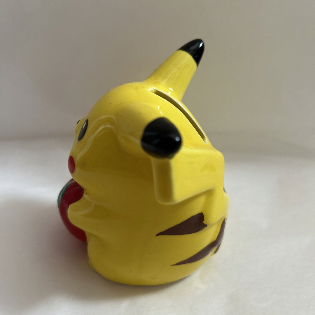ポケモン - 陶器 ピカチュウ貯金箱の通販 by giselinha's shop