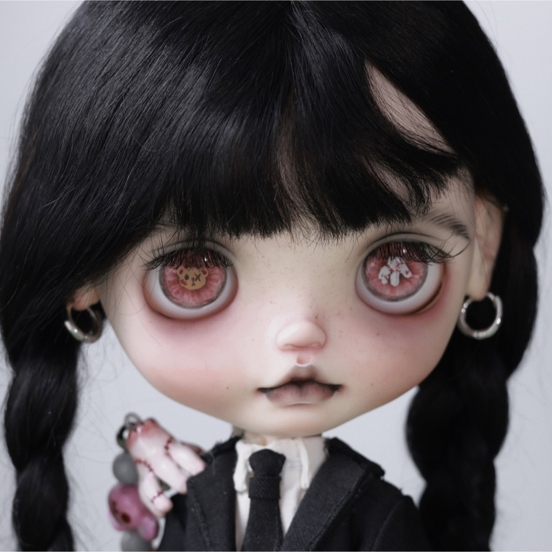 カスタムブライス 海外作家様 人形 ドール ダークスイート Wednesdayの