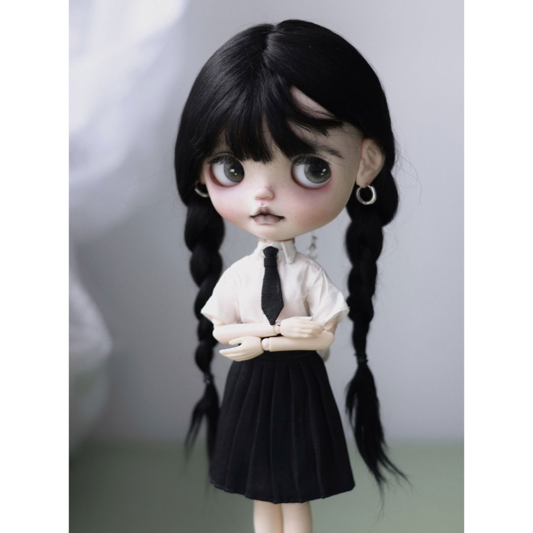 カスタムブライス 海外作家様 人形 ドール ダークスイート Wednesdayの