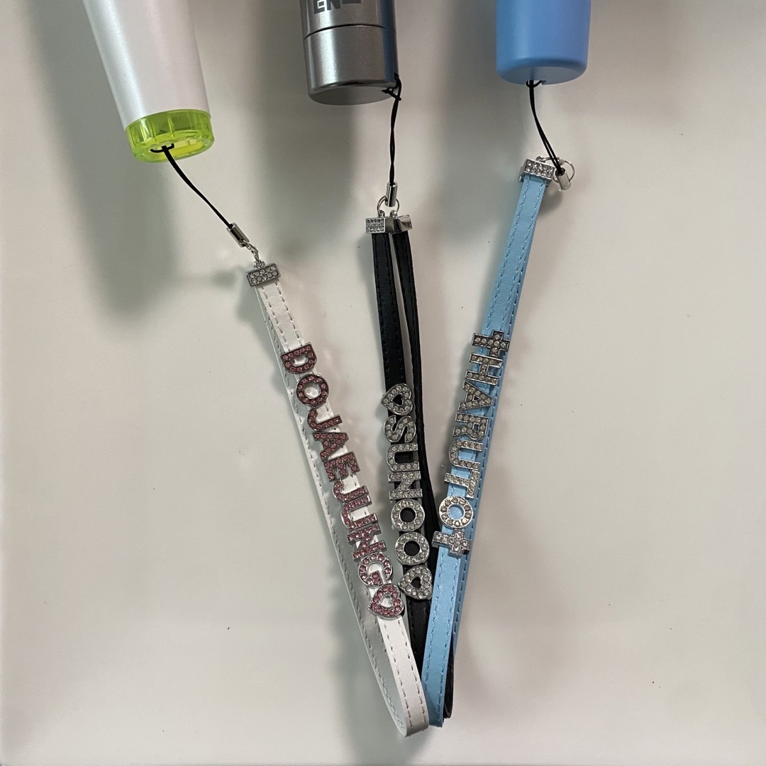 TREASURE ペンライト ストラップの通販 by もも's shop｜ラクマ