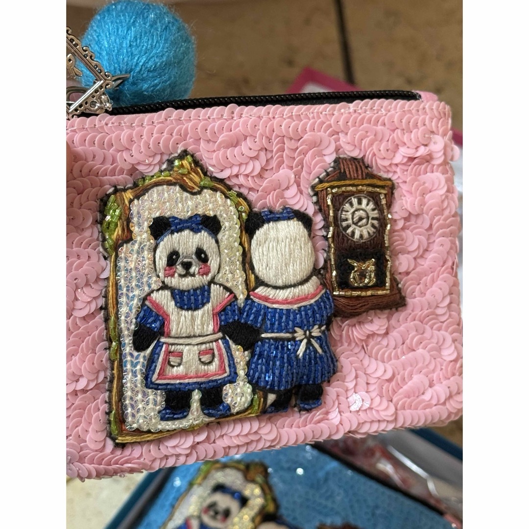 青山デカーボ阪急梅田限定パンダポーチ