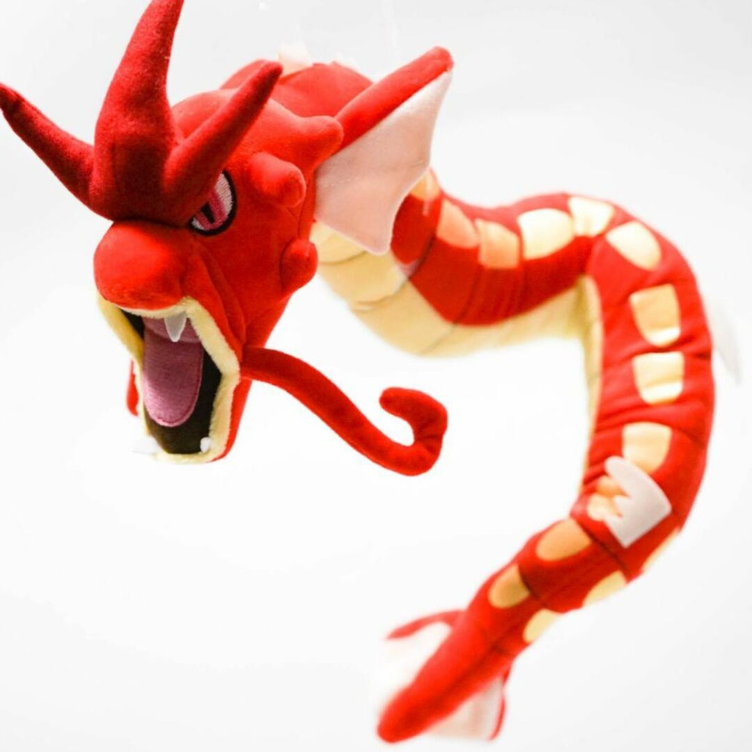 ぬいぐるみ 赤いギャラドス クッション 抱き枕 55㎝紙袋付【残3限定