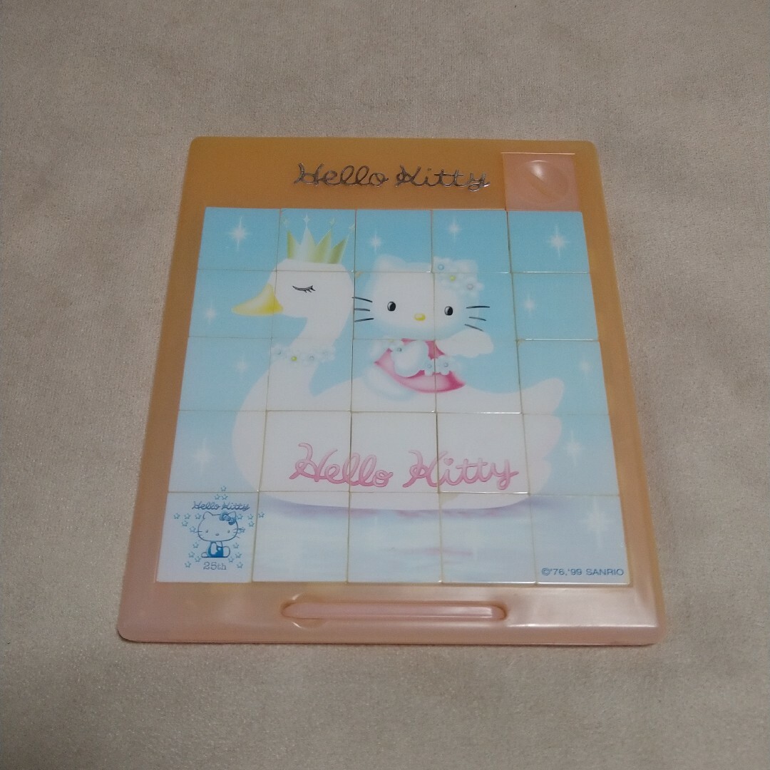 サンリオ - ハローキティ 誕生25周年 両面25パズルの通販 by みゆ's