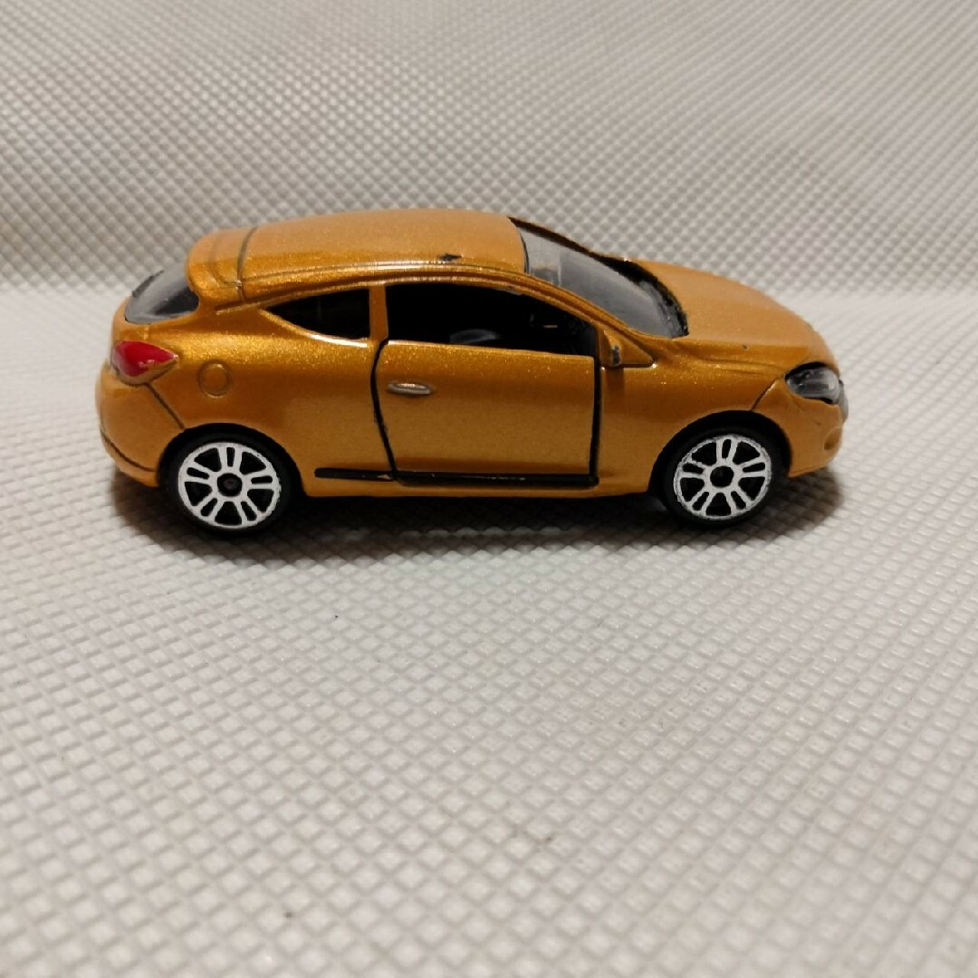 3848 マジョレット ルノー メガーヌクーペ 1/64の通販 by まおー's