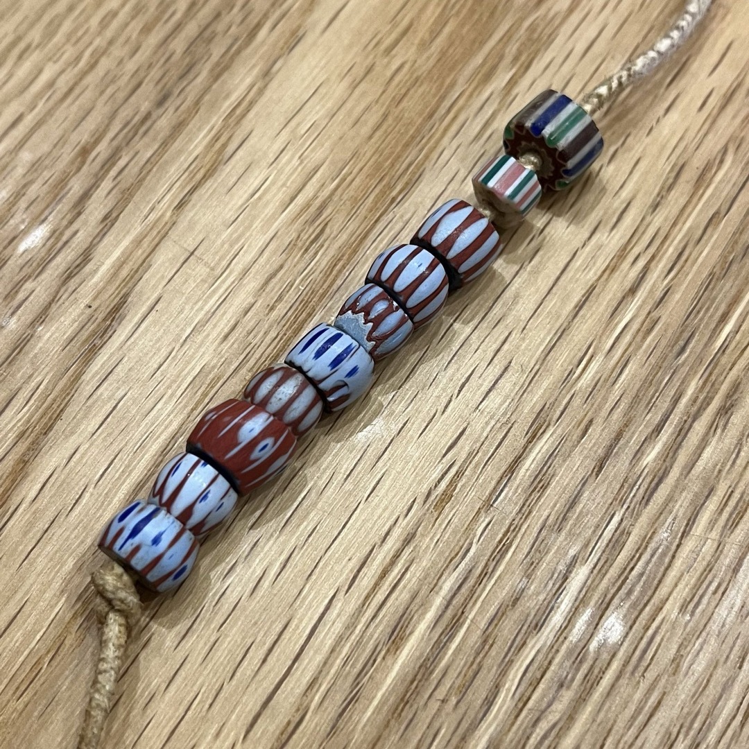 goro's - アンティーク シェブロン ビーズの通販 by #｜ゴローズならラクマ