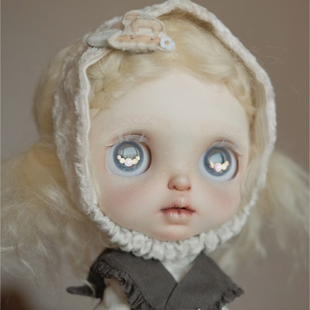 カスタムブライス 人形 きれい かわいい 有名海外作家様 アルビノ フル