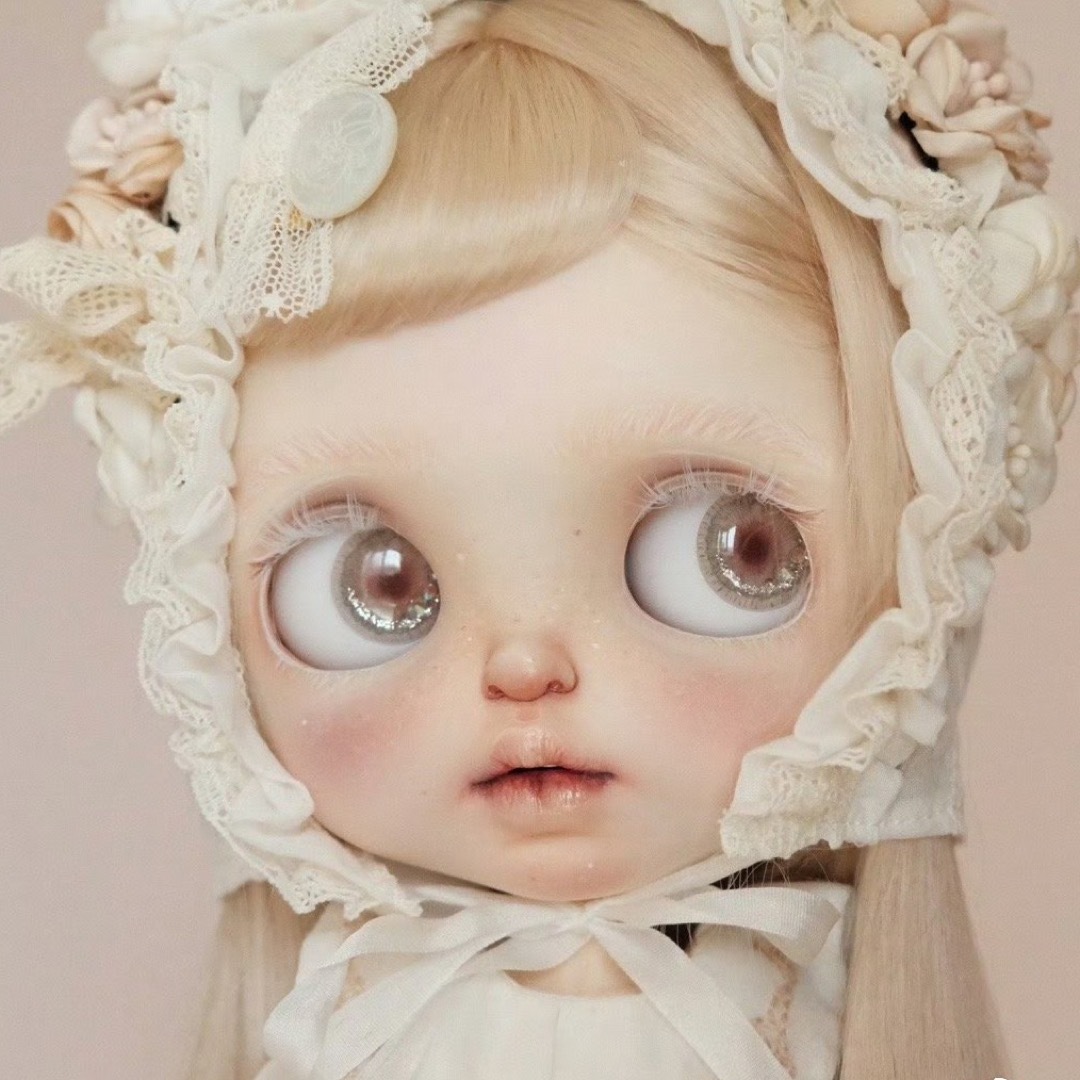 カスタムブライス 人形 きれい かわいい 有名海外作家様 アルビノ フル