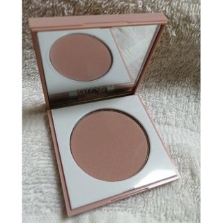 VALENTINO（フェイスパウダー）のフリマアイテム一覧