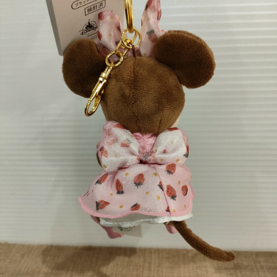 Disney - ディズニーミニーいちごぬいぐるみキーホルダーストロベリー