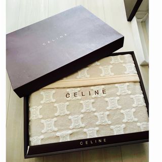 CELINE（毛布）のフリマアイテム一覧