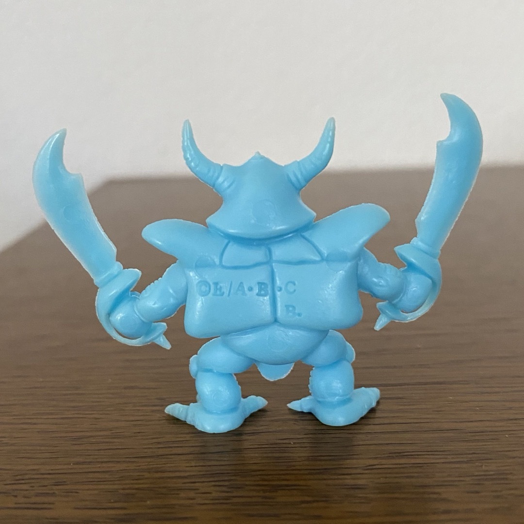 バンダイ ドラゴンクエスト 消しゴム エスターク 水色の通販 by