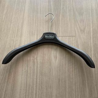 Max Mara（押し入れ収納/ハンガー）のフリマアイテム一覧