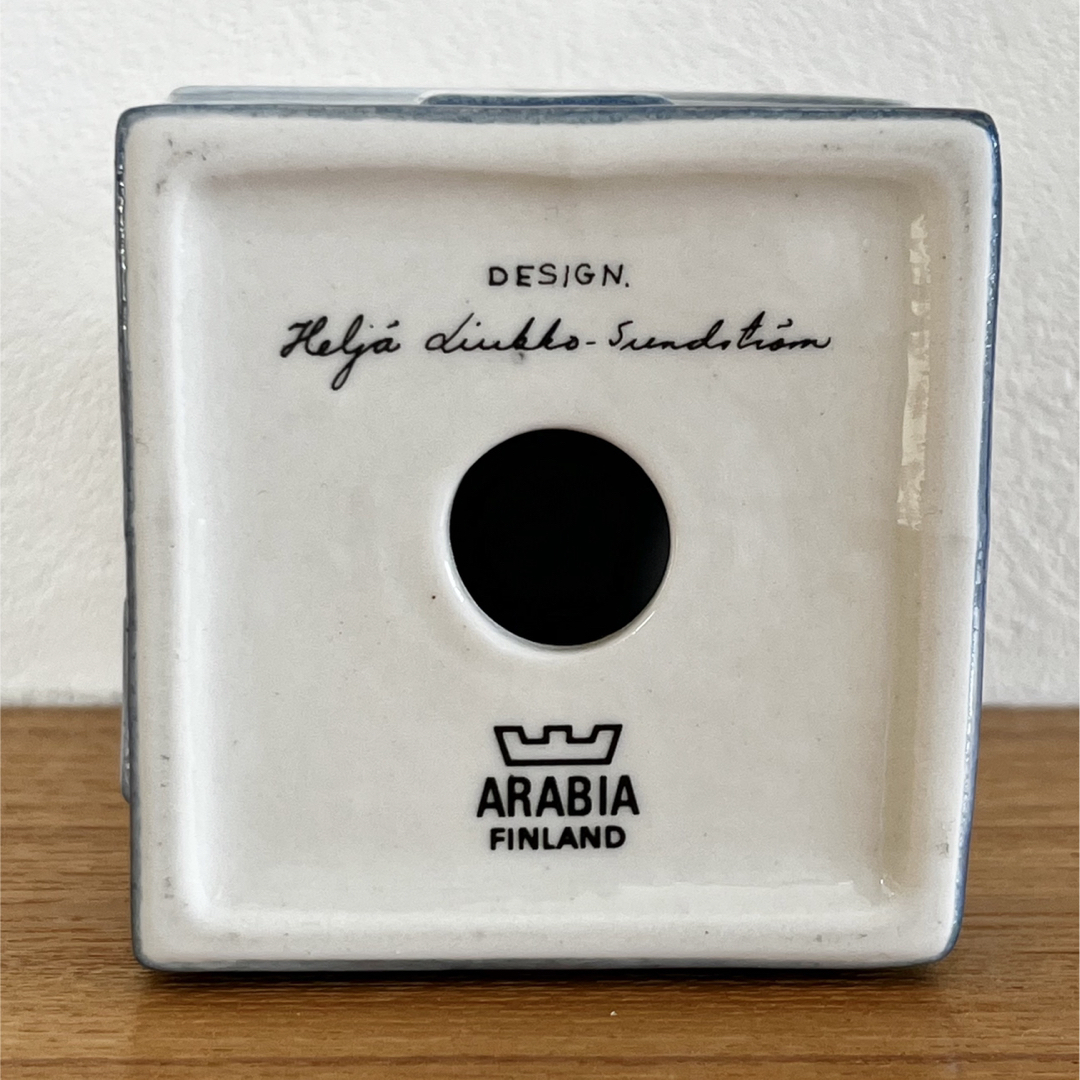 ARABIA - 【窓立体型】ARABIA ヘルヤ ハウスキャンドルホルダー Talo