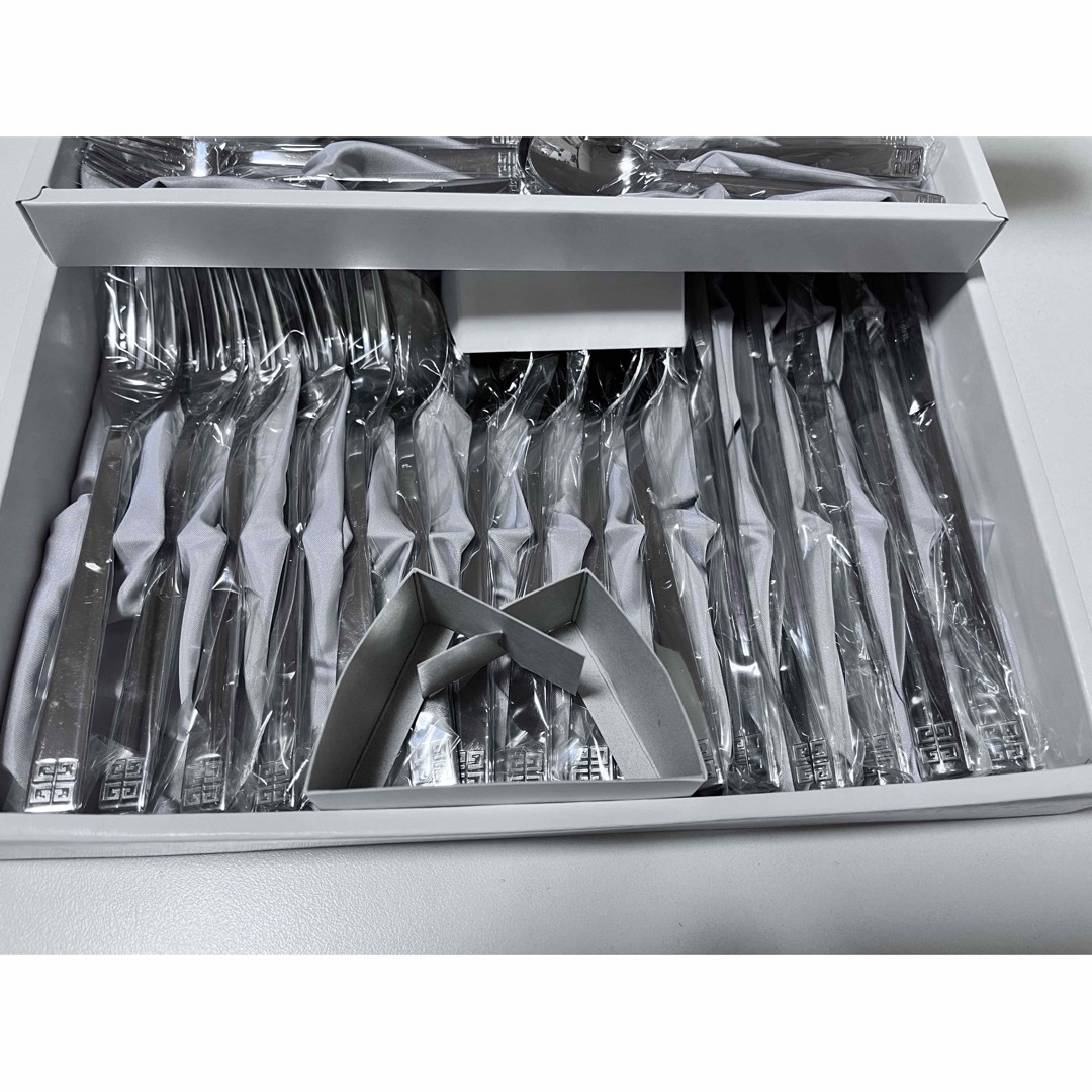 GIVENCHY - ジバンシー カトラリーセット 合計25本の通販 by ケイティ