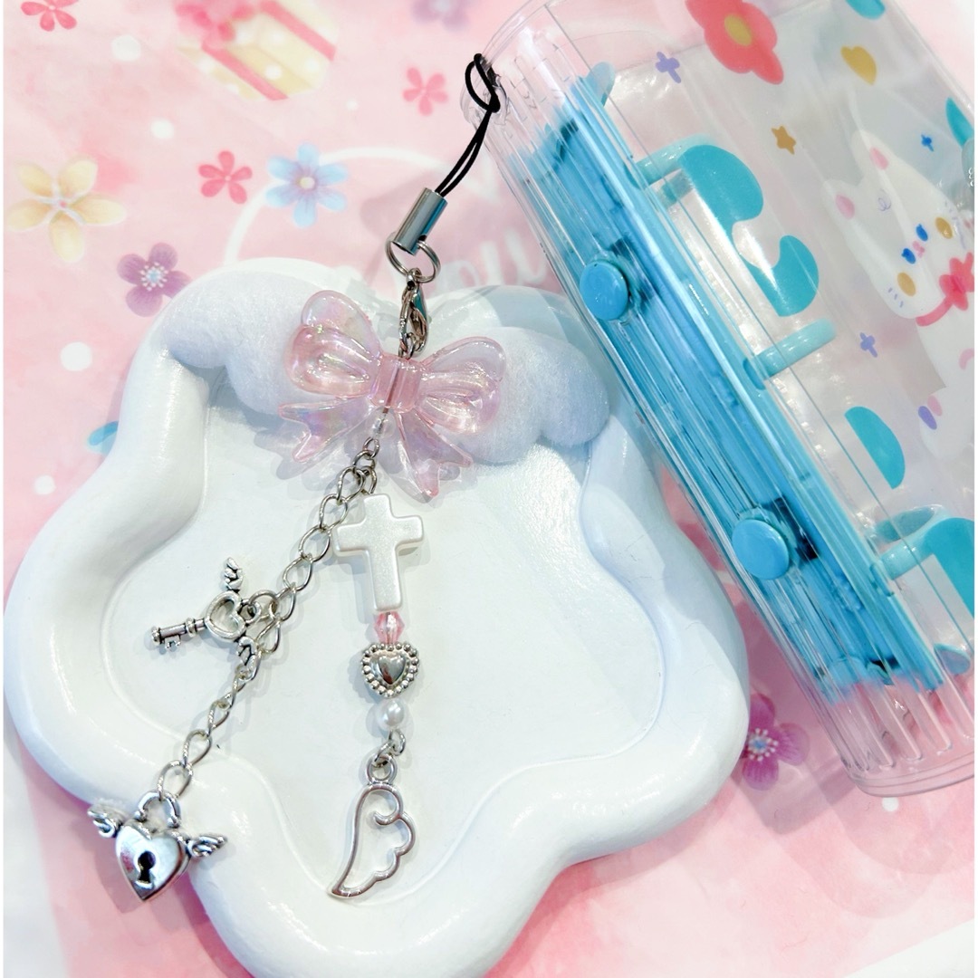 no.23| ビーズキーホルダー コレクトブック 天使の羽 韓国 y2kの通販