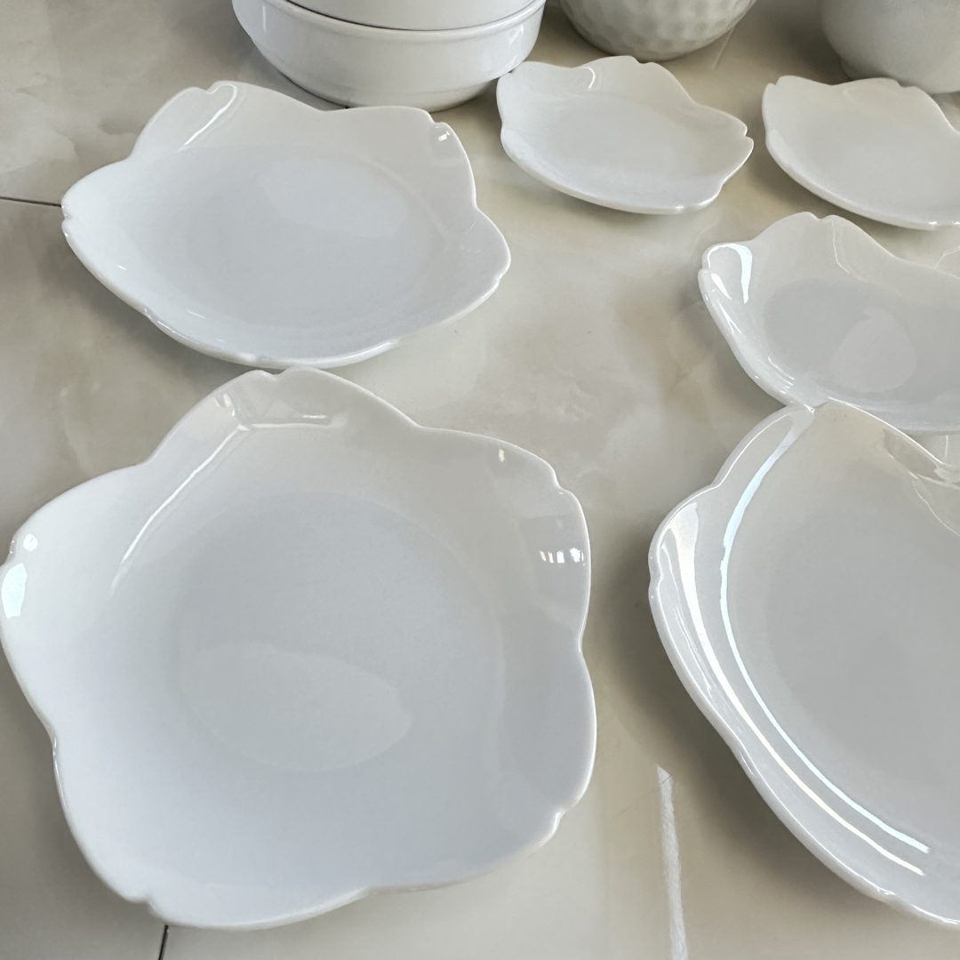 ポーセラーツ 白磁 24点セットの通販 by sora｜ラクマ