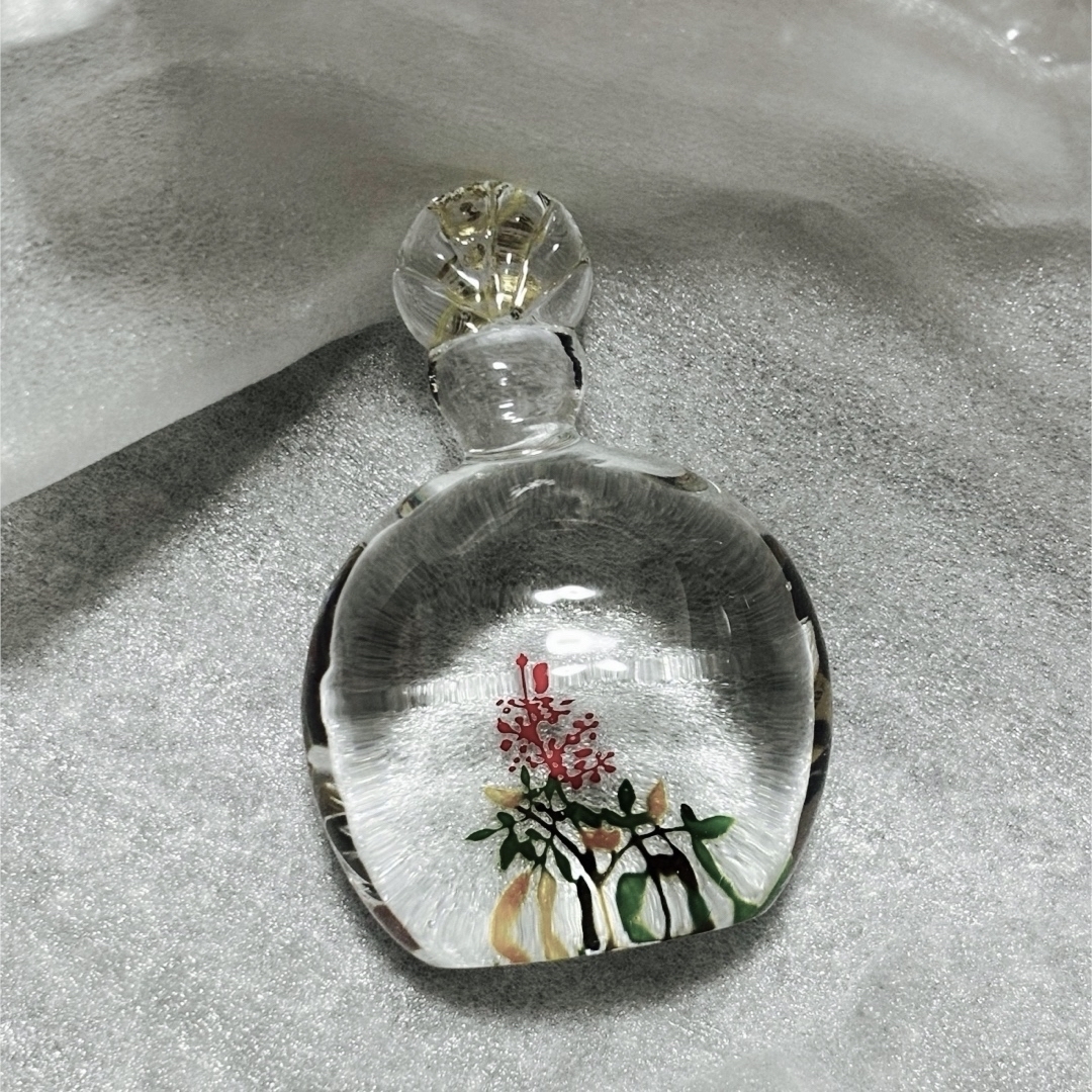 ガラス 作家 金津沙矢香 さん ガラスのお雛様 南天のおひな様の通販 by