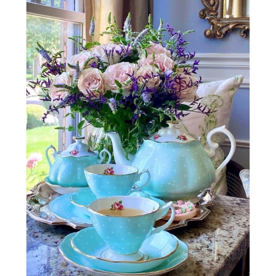 ROYAL ALBERT - 【美品】ロイヤルアルバート☆ポルカローズ