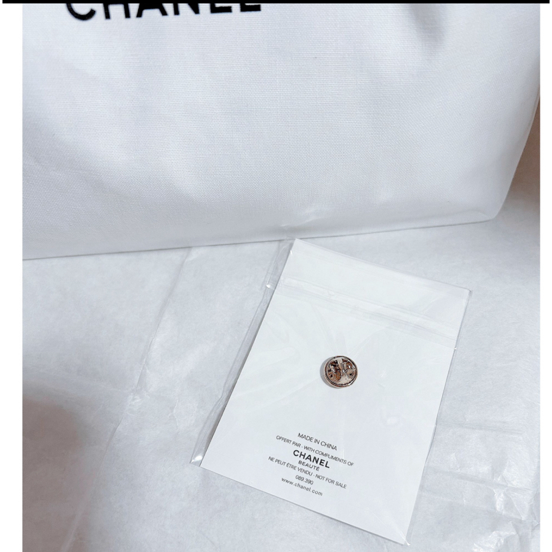 CHANEL - シャネルシャネルノベルティ巾着ポーチリップ型ピンバッチ