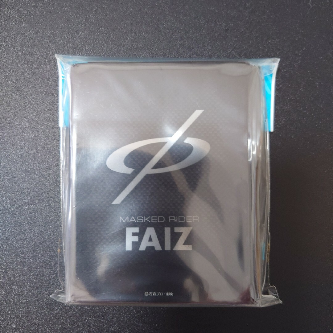 仮面ライダーファイズ エンブレム スリーブの通販 by まる｜ラクマ