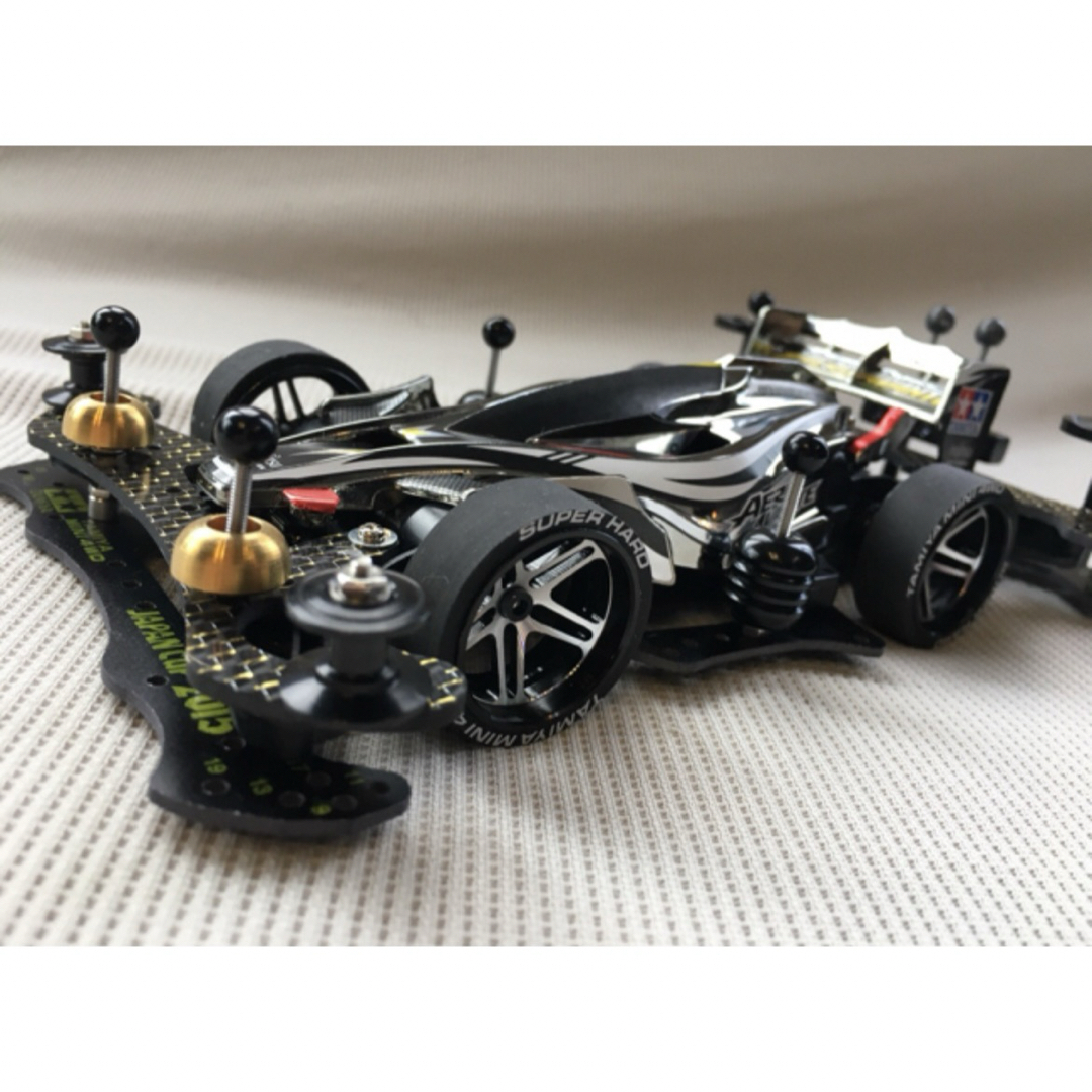 ミニ四駆 エアロアバンテ ブラック メタリック 改造 カスタムの通販 by