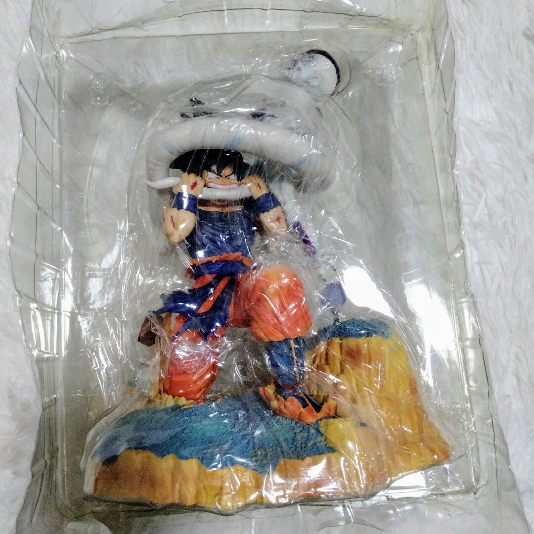 即日発送】26cm ドラゴンボール フリーザvs孫悟空 ジオラマフィギュア