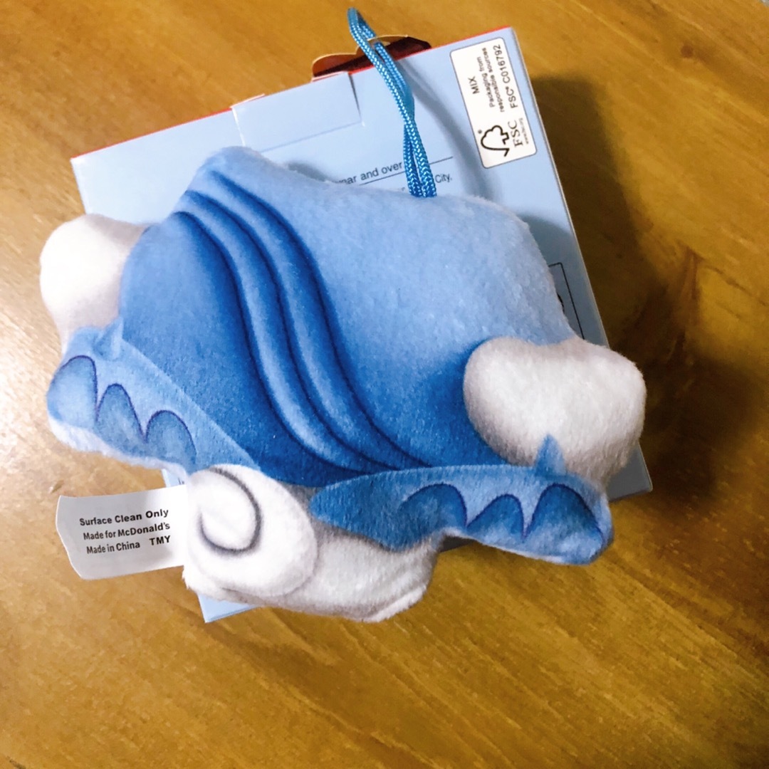 遊戯王×サンリオ マクドナルド 海外ハッピーセット シナモン×ブルー