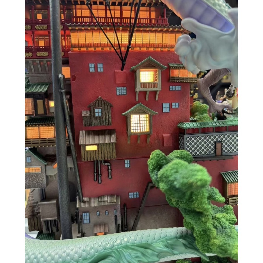 ジブリ 千と千尋の神隠し 油屋 フィギュア PVC製品 ガレージキット の