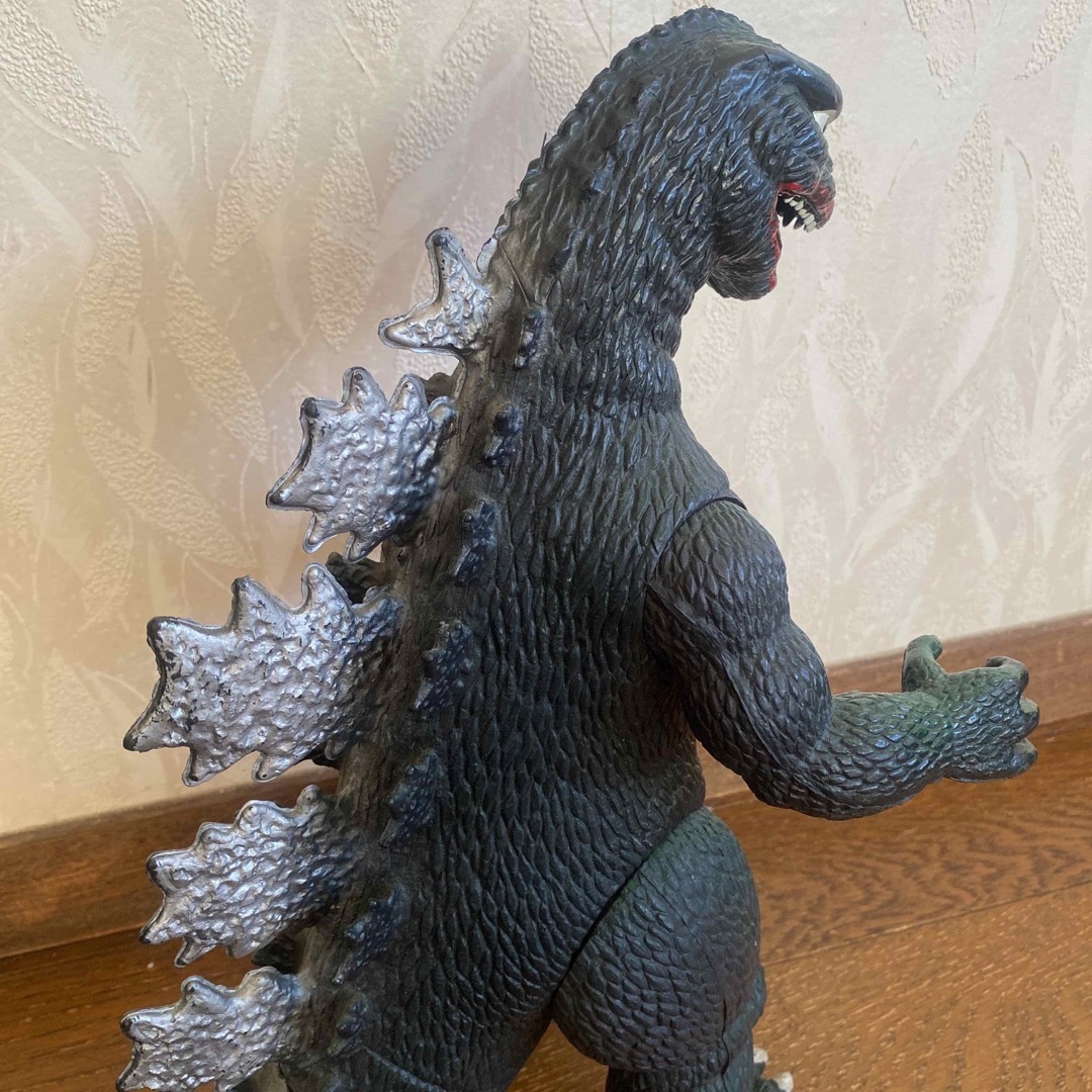ゴジラ 1985年製 フィギュア インペリアル社の通販 by yu's shop｜ラクマ
