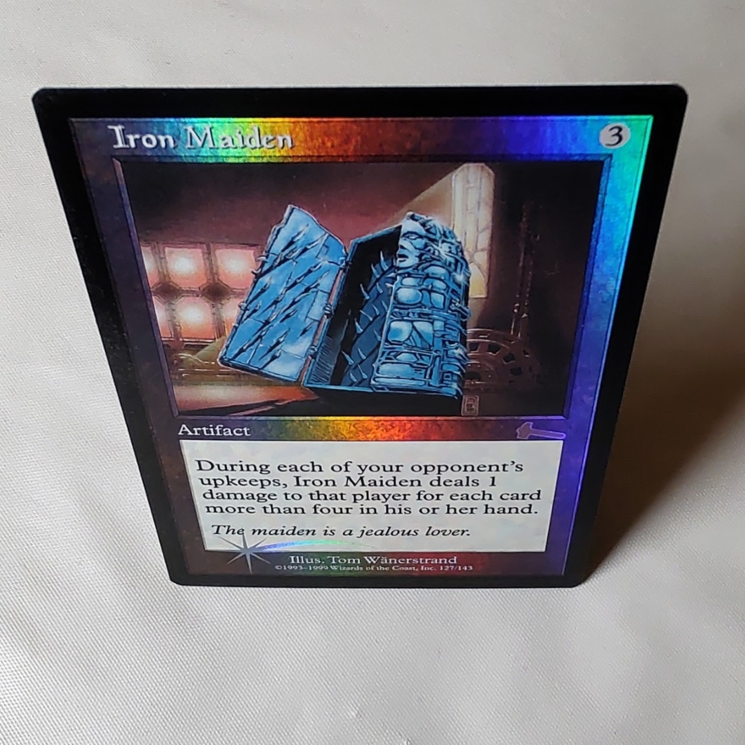 マジック：ザ・ギャザリング - 鉄の処女/Iron Maiden【英語版・Foil