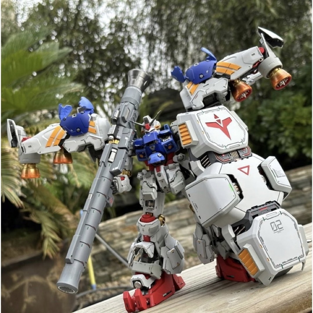 ランナー塗装済 ソロモン 1/100 GP-02A ガンダムサイサリス 未組立 の