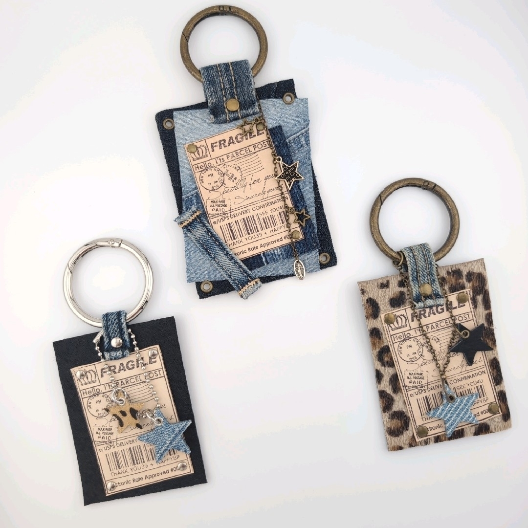 デニムのタグ型バッグチャームの通販 by 1&7(デニムリメイク