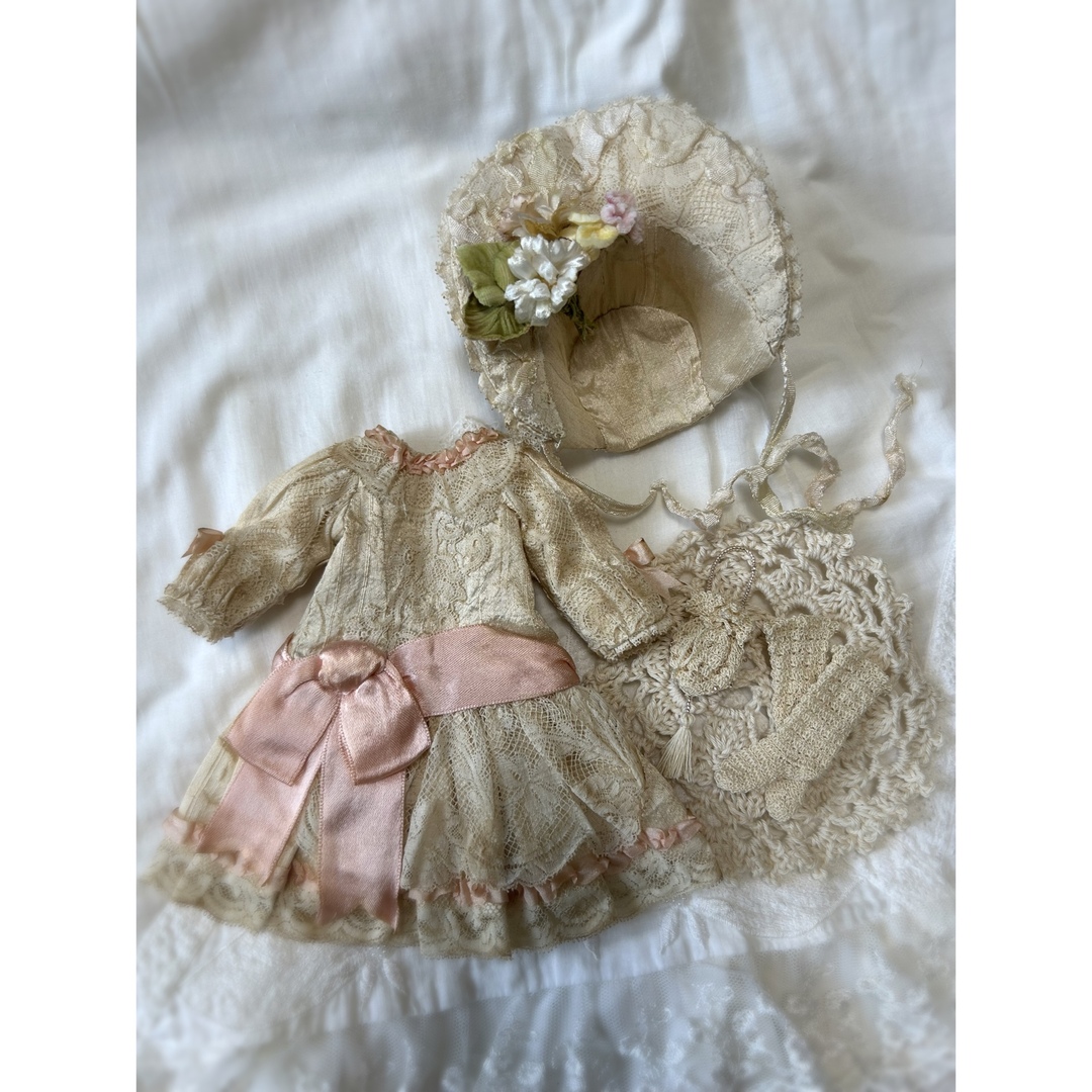 ビスクドール アンティークドール 26〜28㎝ドレスの通販 by ローゼル's