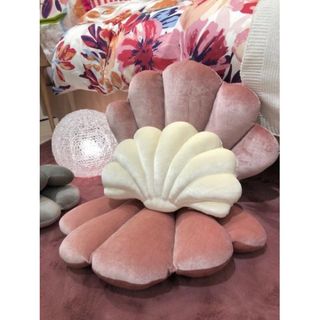 Francfranc（クッション）のフリマアイテム一覧