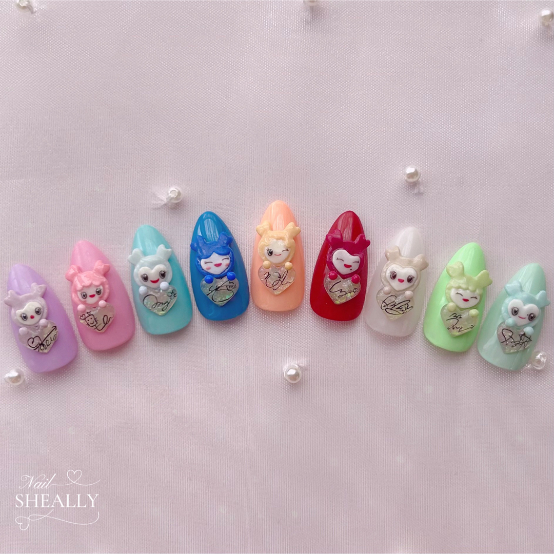 TWICE - twice twiceネイル ラブリー ラブリーネイルの通販 by Sheally