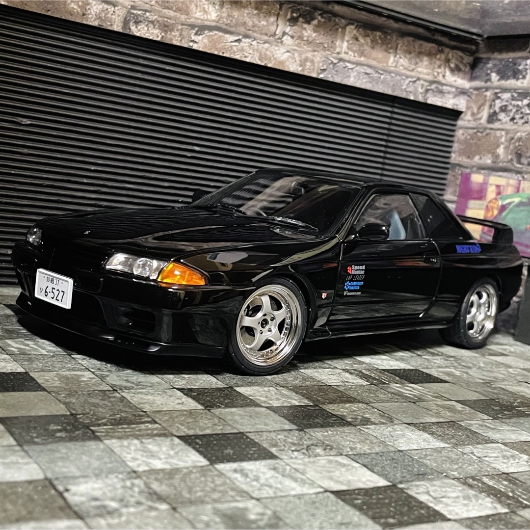 AUTOart - 1/18 AUTOart 日産 スカイライン GT-R R32 頭文字D 中里毅の