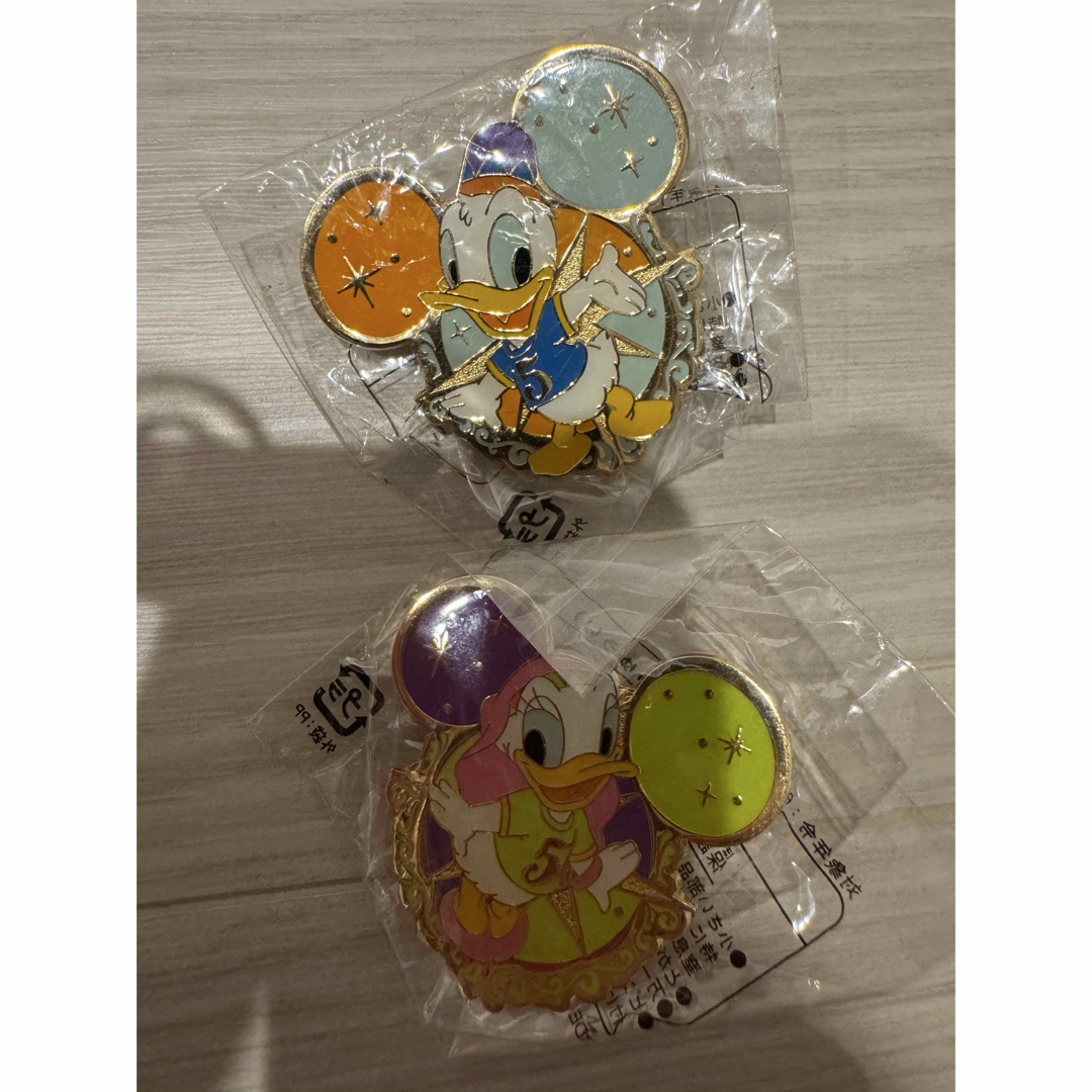 Disney - 未開封 ディズニーシー 5周年ピンバッジ の通販 by ちゃん's