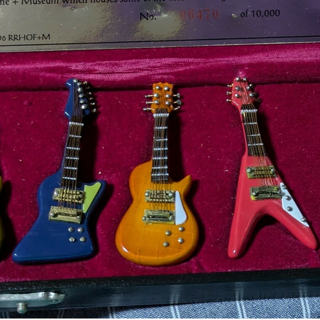 Gibson - 【レア コレクター】【ギフト】Gibson Guitar ピンバッジ