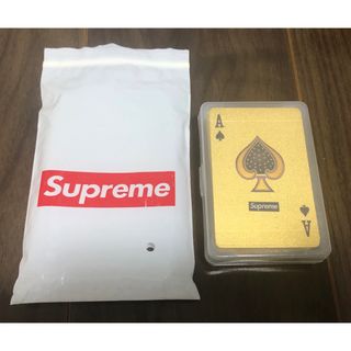 Supreme（トランプ/UNO）のフリマアイテム一覧